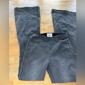 Trendy Black Flare Jeans